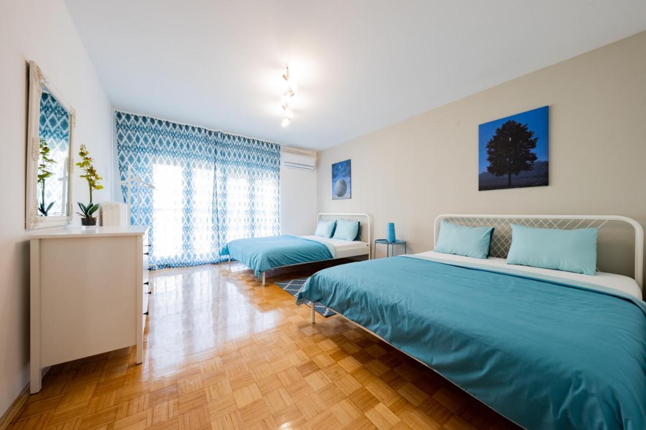 Ferienwohnung !Promo! Blue Amber Downtown-Free Private Garage-Fast Wi-Fi Novi Sad Exterior foto